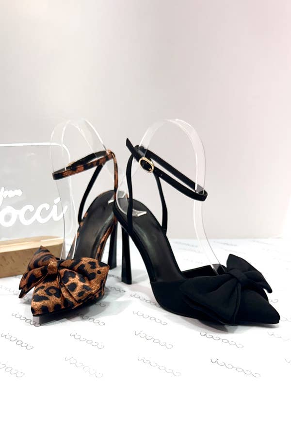 POINTED CLOSED TOE WITH ANKLE STRAP BOW TOP DETAIL
